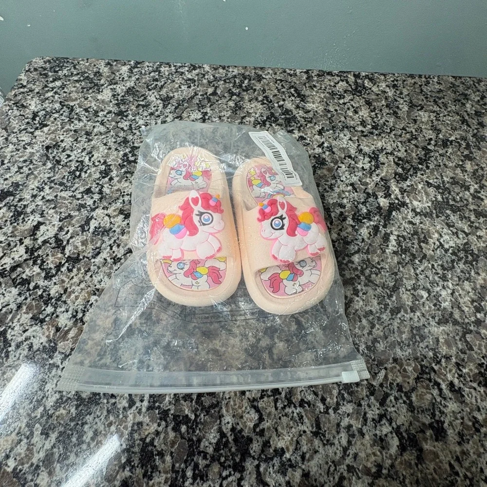 Toddler Pink Unicorn Slide Sandals Slip On Summer Pool Shoes Size 22-23 150mm